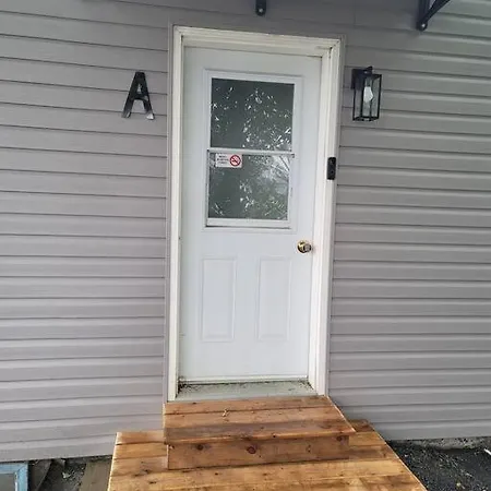 Warm Cozy 1 Bdrm Close To Hwy Edmundston Exterior photo